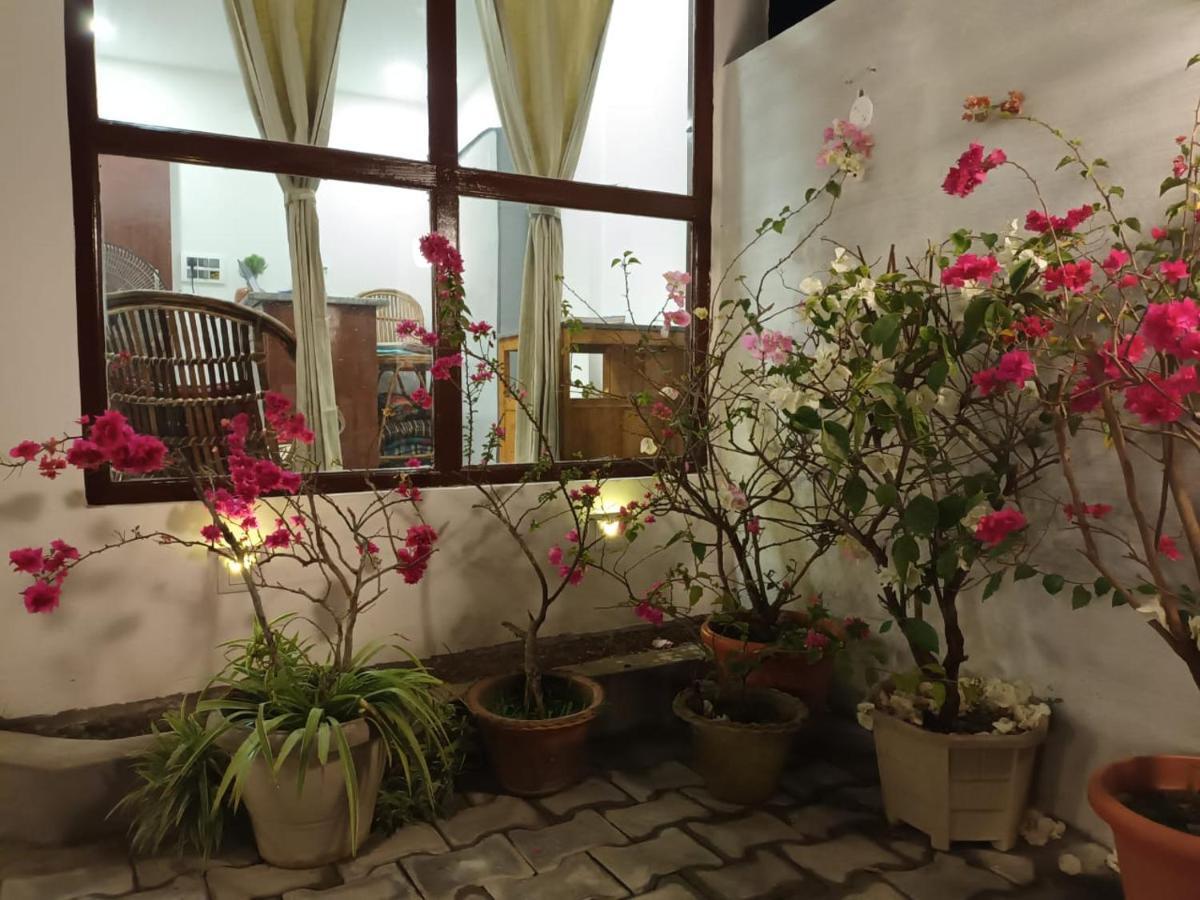 Govardhan Home Stay Guwahati Exteriör bild