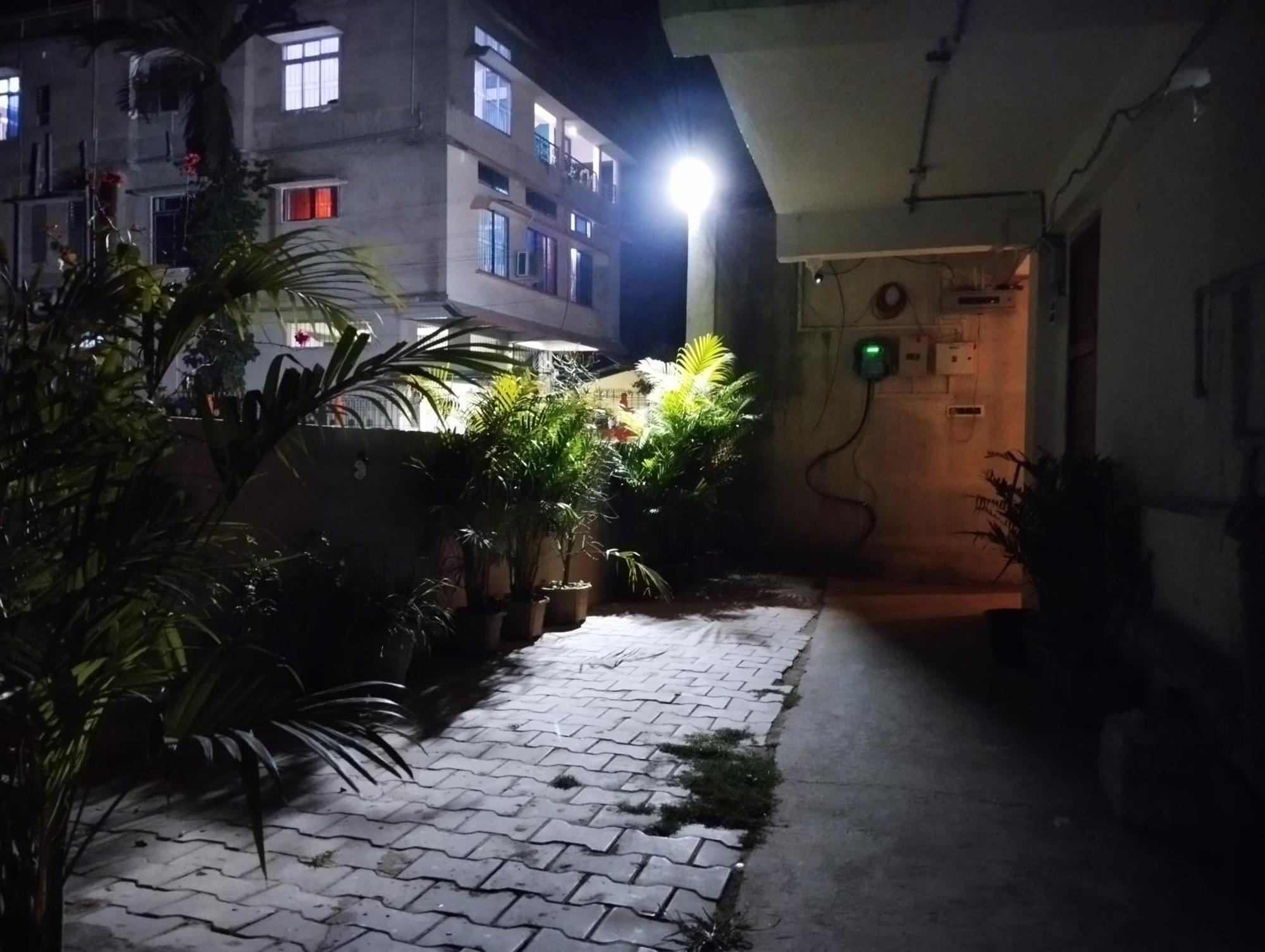 Govardhan Home Stay Guwahati Exteriör bild